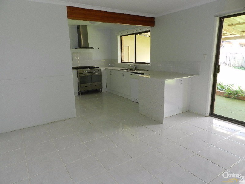 22 Orchid Street, Centenary Heights QLD 4350