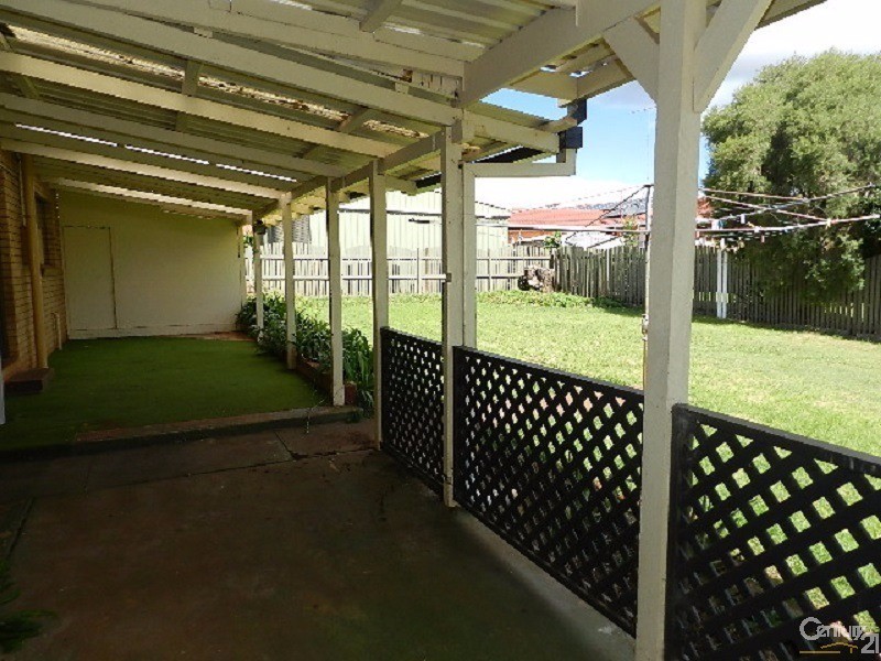 22 Orchid Street, Centenary Heights QLD 4350