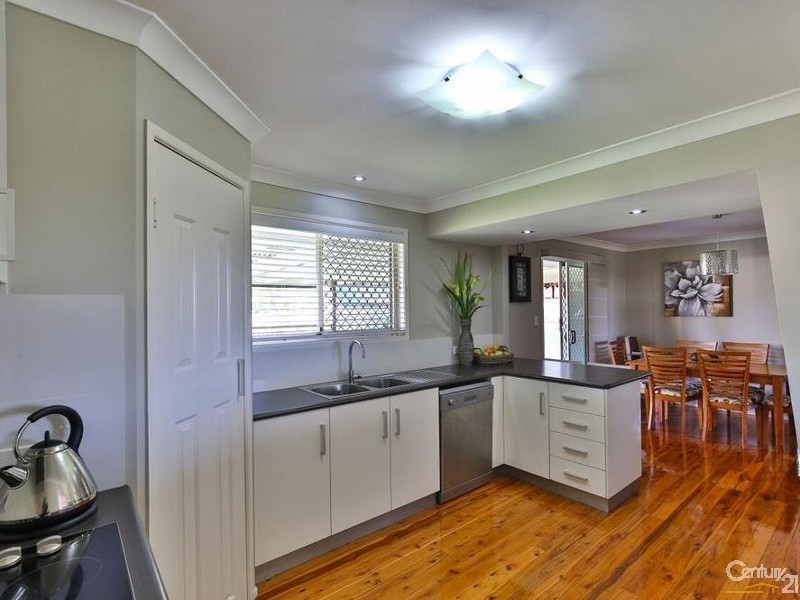 17 Smithfield Street, Harristown QLD 4350