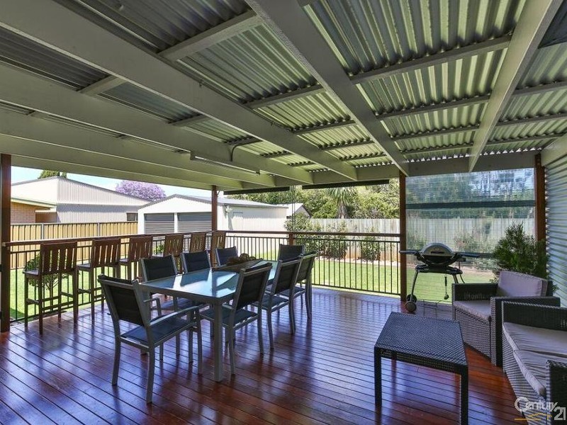 17 Smithfield Street, Harristown QLD 4350