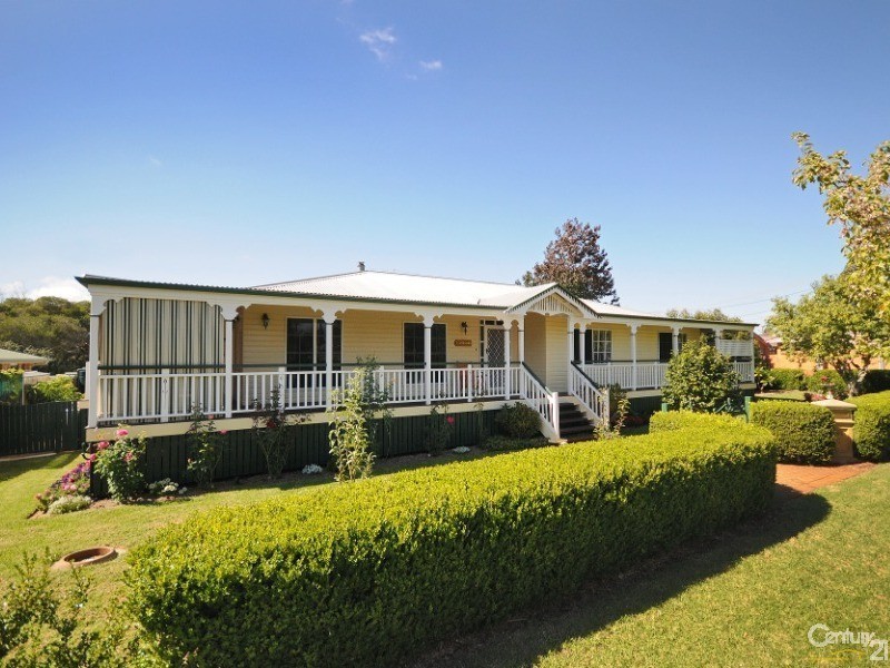 8 Cheviot Street, Harristown QLD 4350