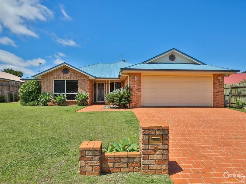 6 Mengel Court, Middle Ridge QLD 4350