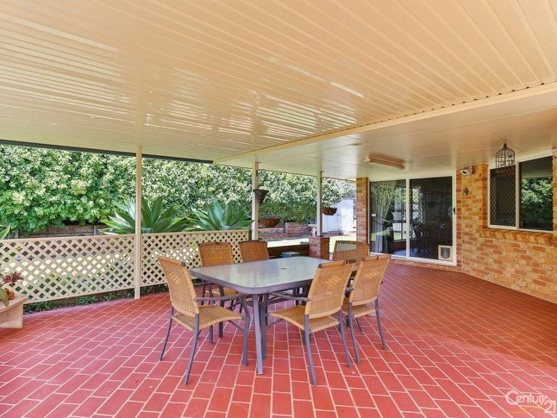 6 Mengel Court, Middle Ridge QLD 4350