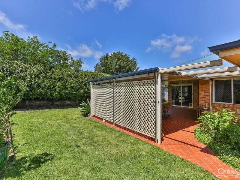 6 Mengel Court, Middle Ridge QLD 4350