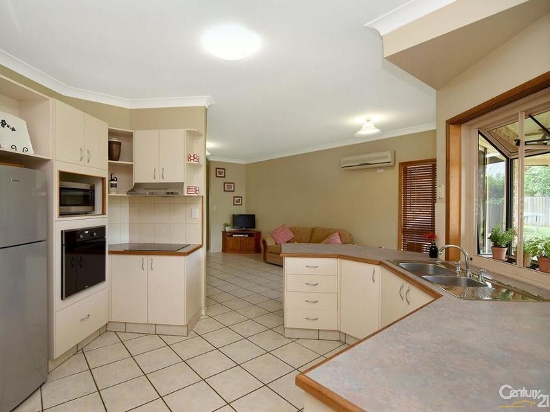 309 Ramsay Street, Middle Ridge QLD 4350