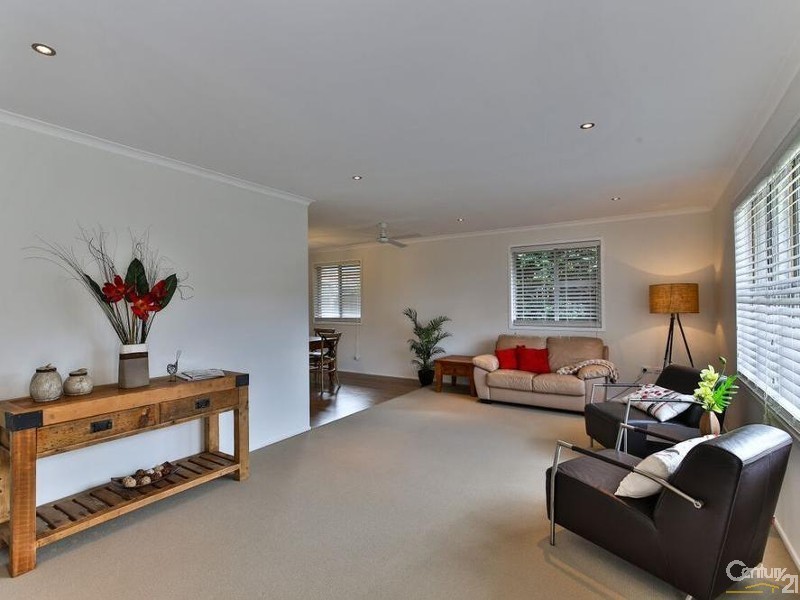 11 Weller Street, Rangeville QLD 4350