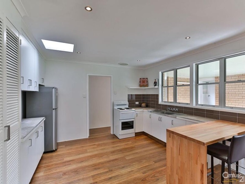 11 Weller Street, Rangeville QLD 4350