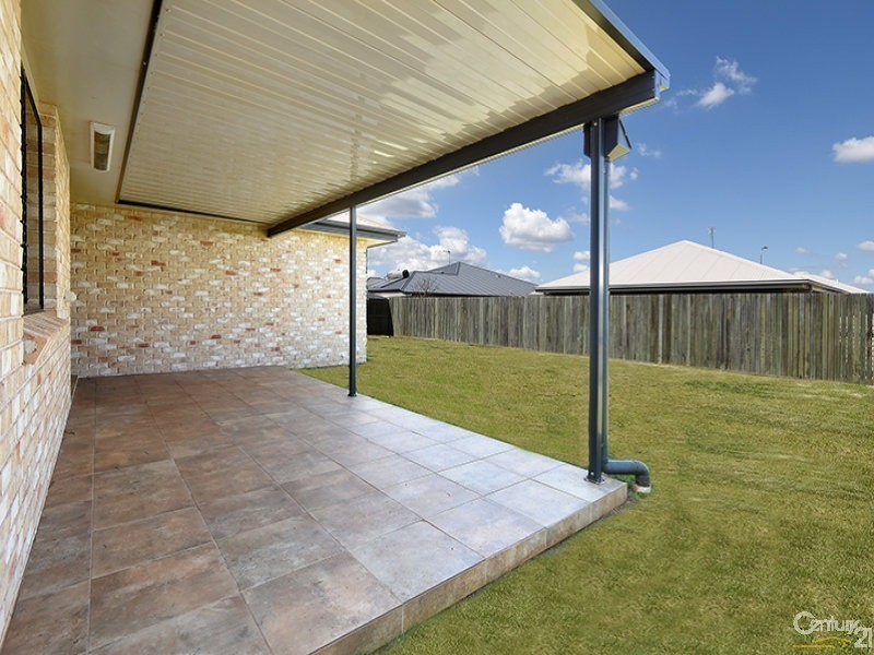 8 Graves Drive, Kearneys Spring QLD 4350