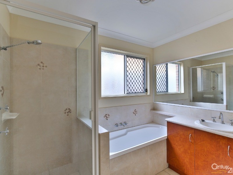 13  Weller Street, Rangeville QLD 4350