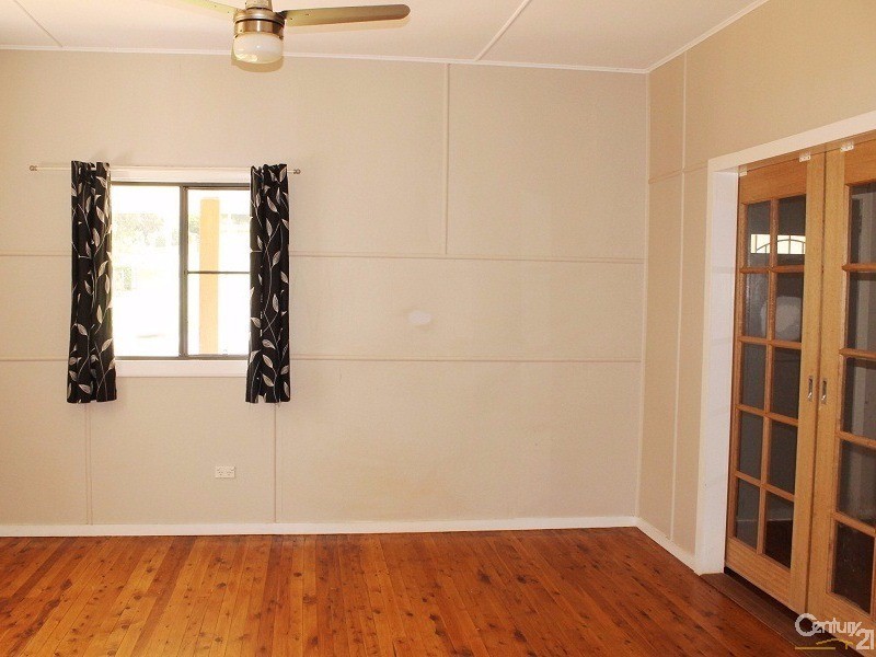 25  Hume Street, North Toowoomba QLD 4350