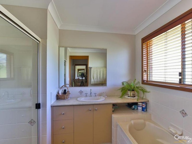 1 Jacquelyn Street, Highfields QLD 4352