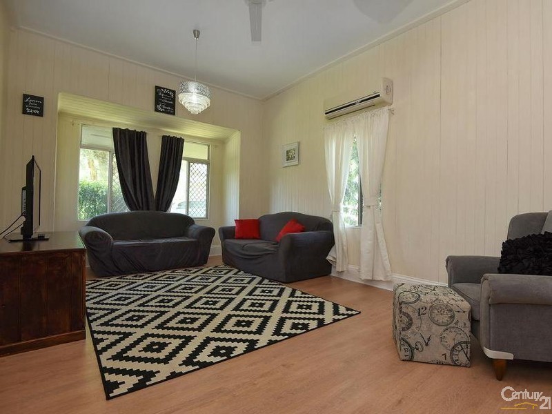 3 Swallow Court, Newtown QLD 4350