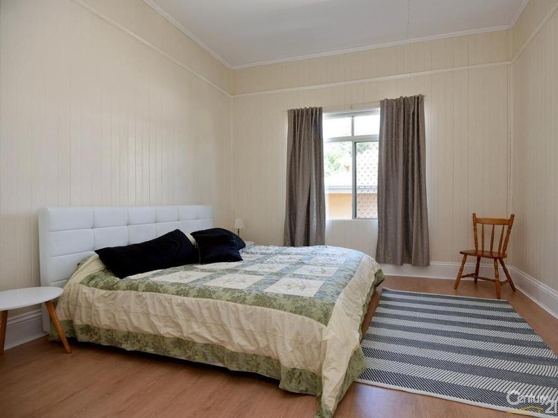 3 Swallow Court, Newtown QLD 4350