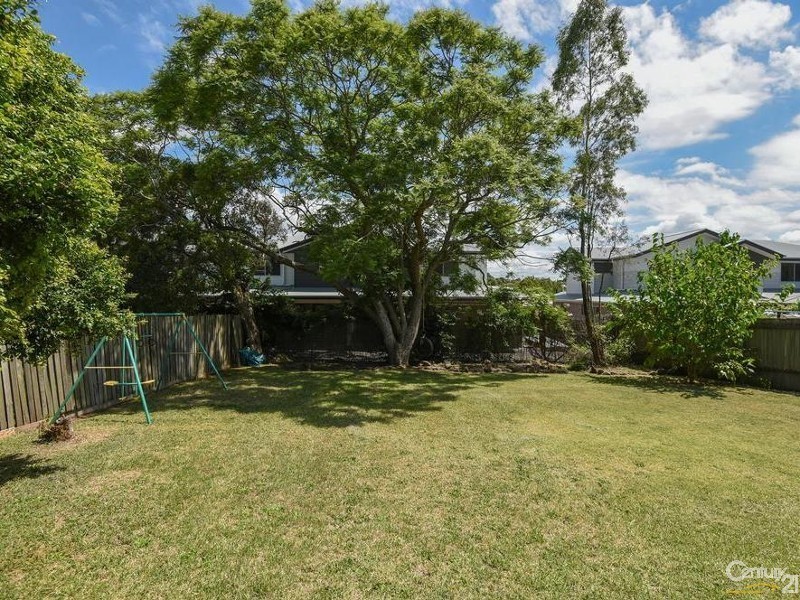 3 Swallow Court, Newtown QLD 4350