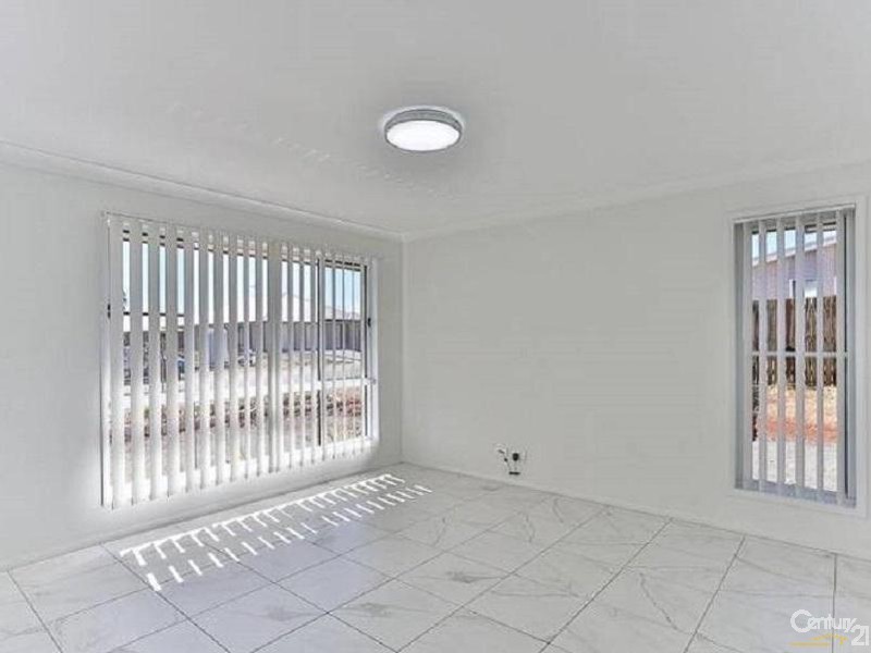 3 Esmeralda Street, Cambooya QLD 4358