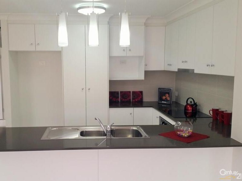 3 Esmeralda Street, Cambooya QLD 4358