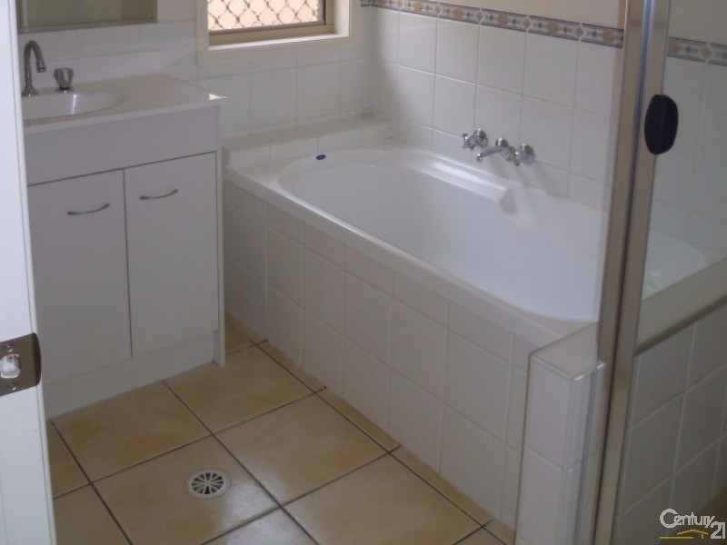 169 Handley Street, Darling Heights QLD 4350