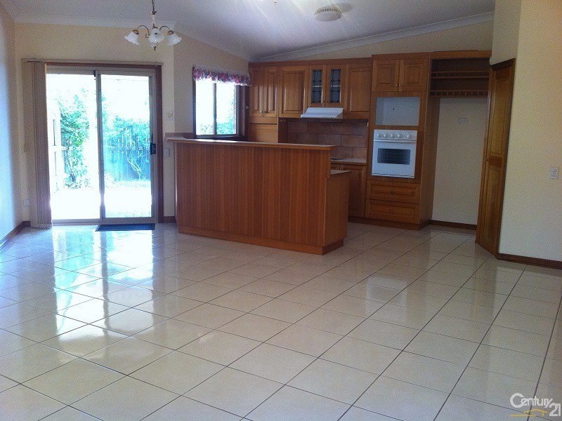 5/6 Ocean Street, Centenary Heights QLD 4350