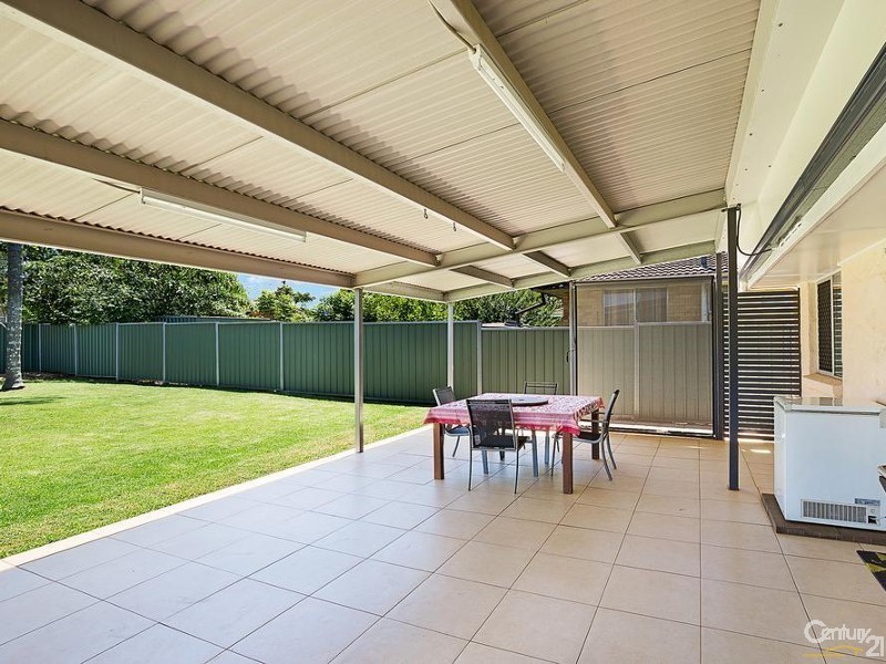 33 Cleary Street, Centenary Heights QLD 4350