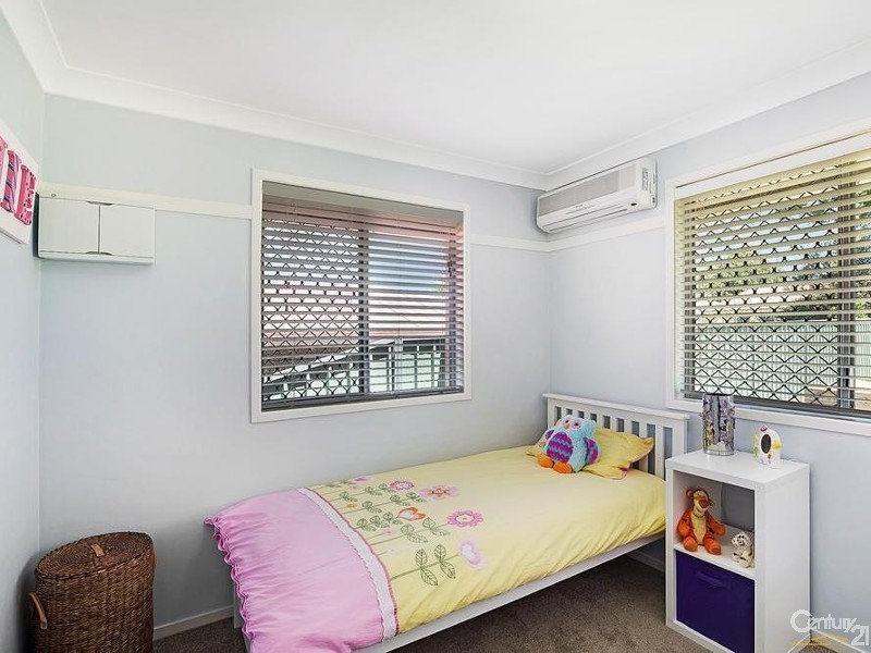 33 Cleary Street, Centenary Heights QLD 4350