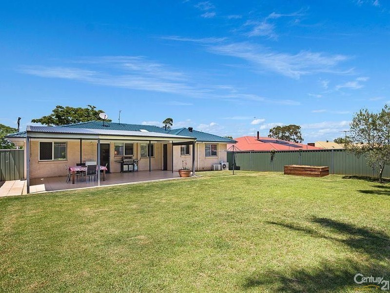 33 Cleary Street, Centenary Heights QLD 4350