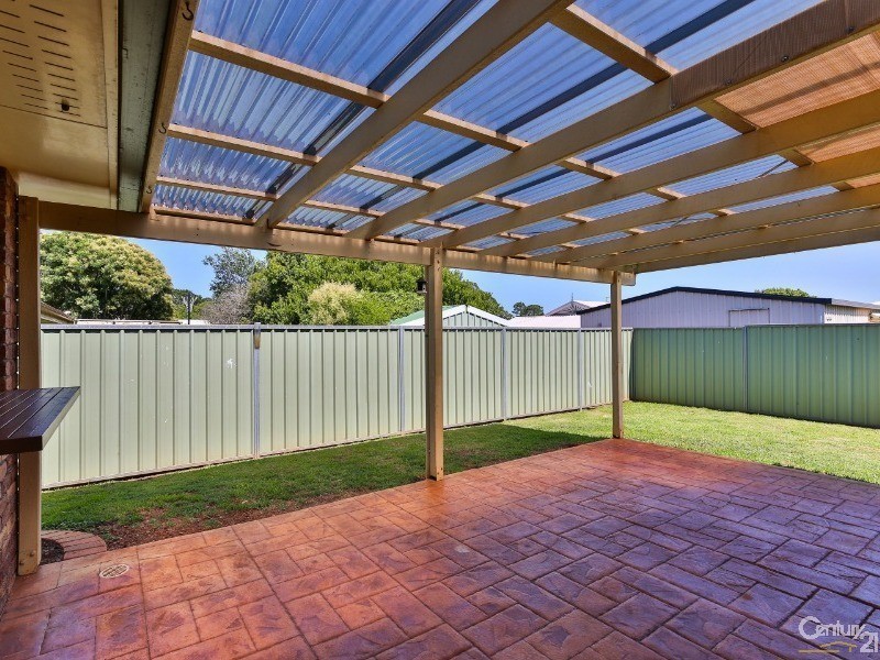 7 Alroe Court, Kearneys Spring QLD 4350