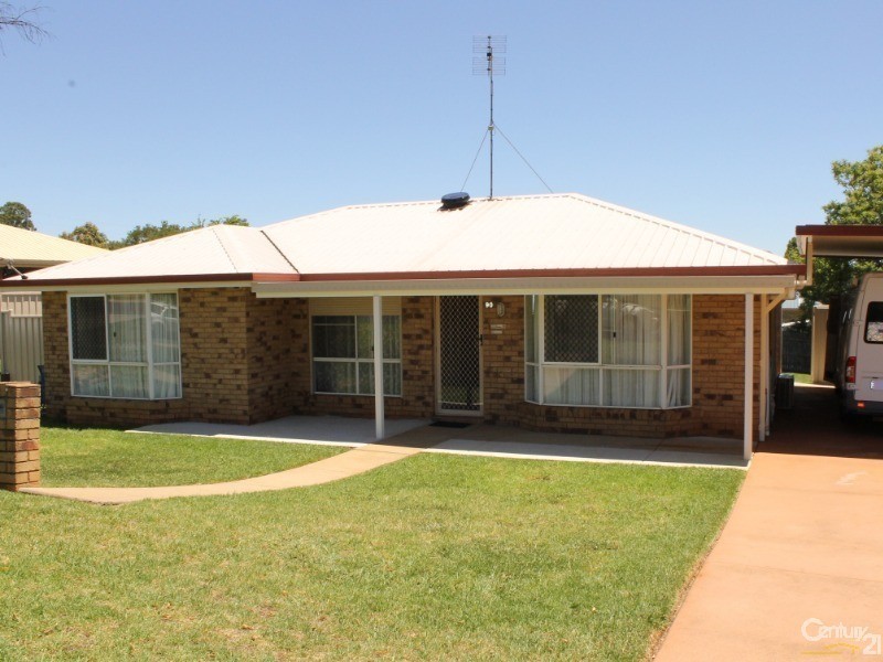 90 Wuth Street, Darling Heights QLD 4350