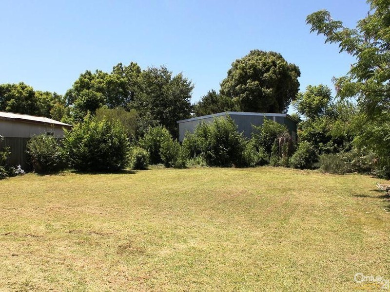 1a Gostwyck Street, Newtown QLD 4350