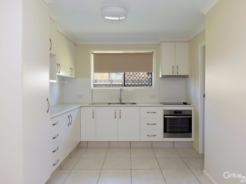 1/6 Marigold Street, Centenary Heights QLD 4350