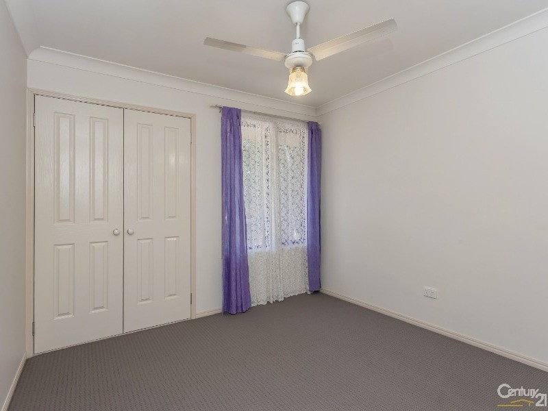 8 Weir Court, Harristown QLD 4350