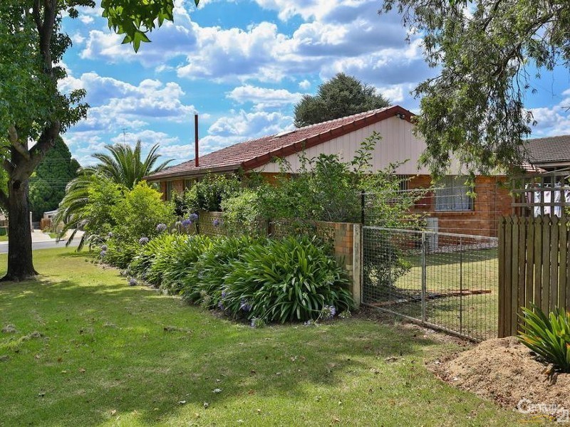 192 Mackenzie Street, Rangeville QLD 4350