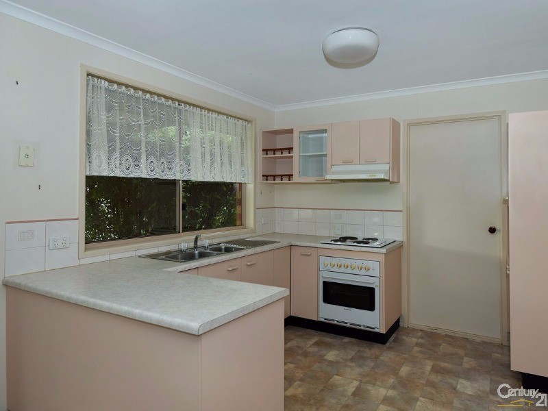 2 Oaklands Court, Glenvale QLD 4350