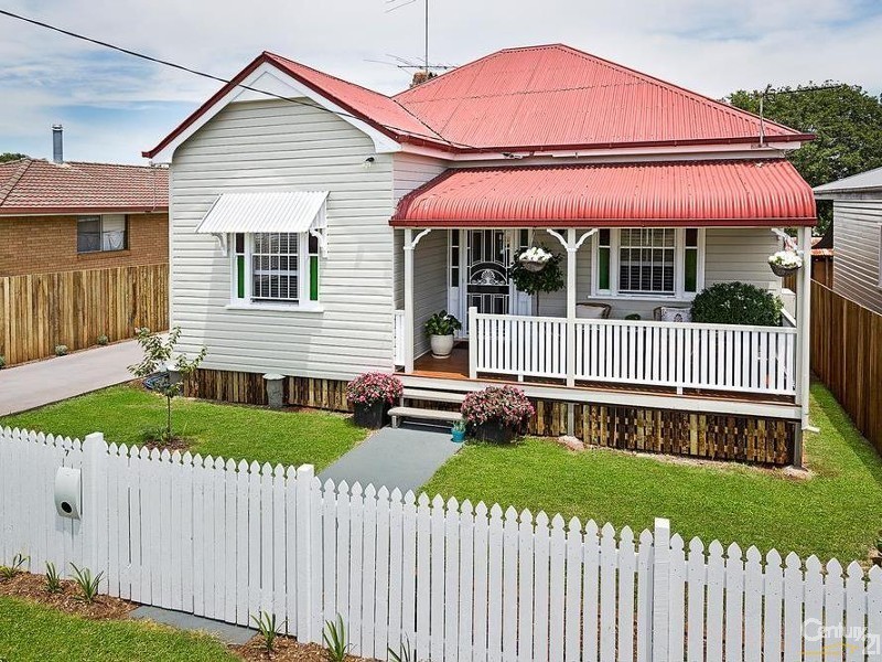 7 Peardon Street, South Toowoomba QLD 4350