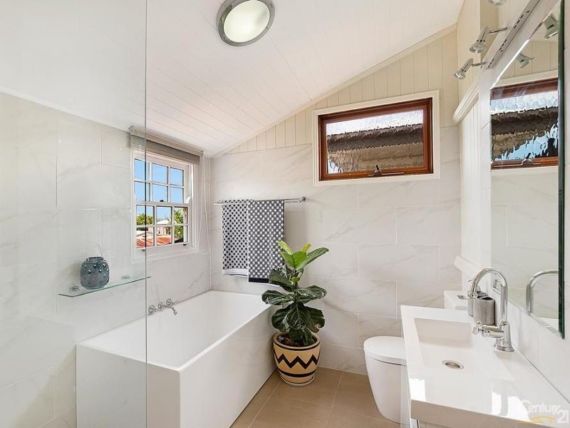 7 Peardon Street, South Toowoomba QLD 4350