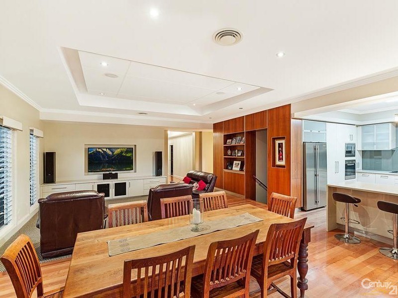 34 Bridge Street, East Toowoomba QLD 4350