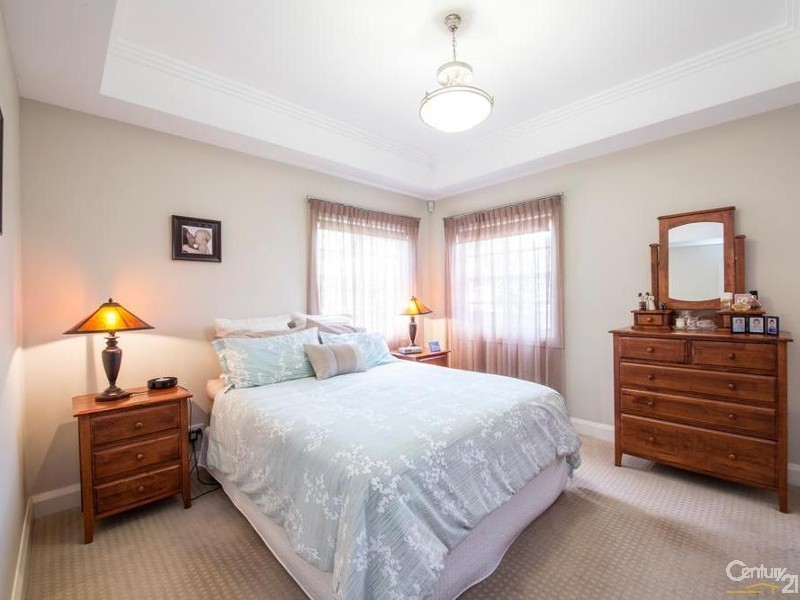 34 Bridge Street, East Toowoomba QLD 4350