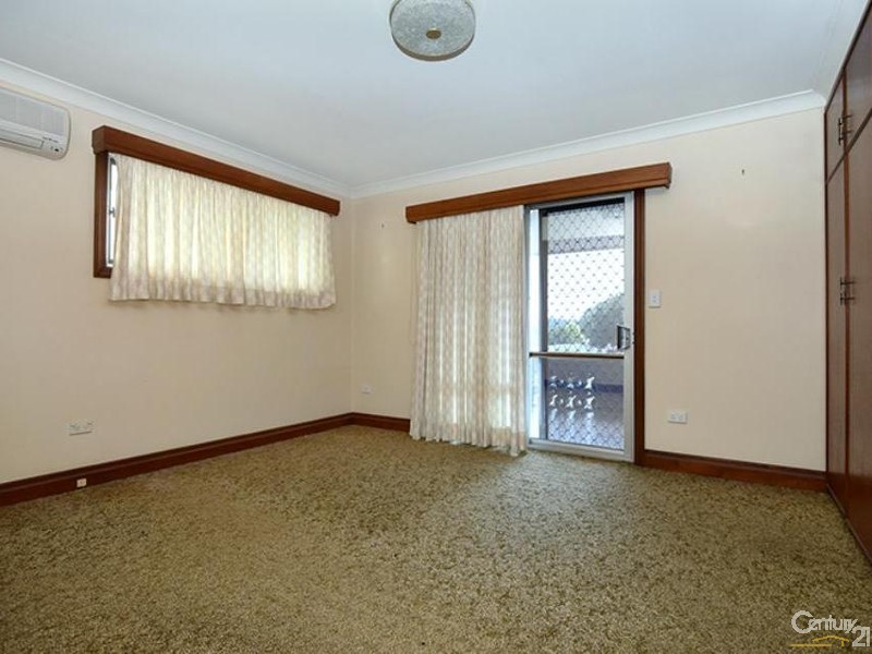 97 Ramsay Street, Centenary Heights QLD 4350