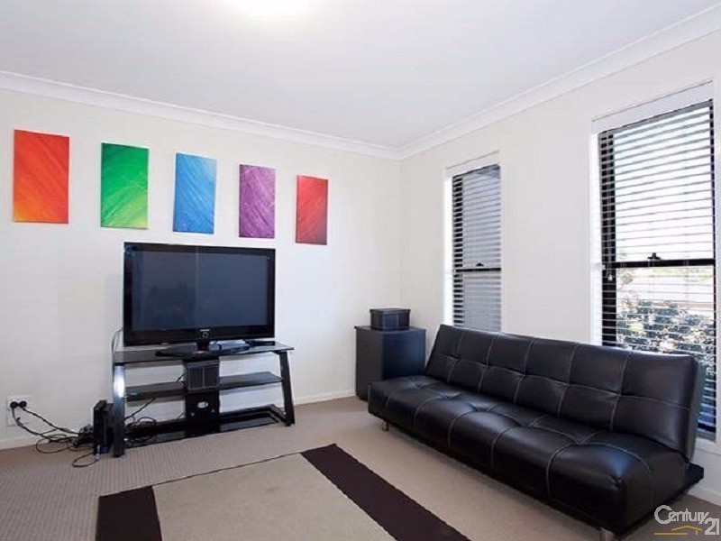 9  Kurrawa Crescent, Glenvale QLD 4350