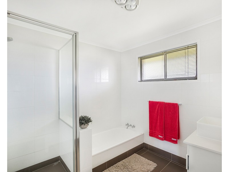 146 Baker Street, Darling Heights QLD 4350