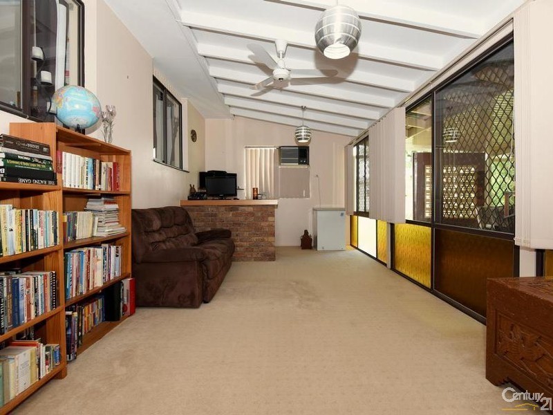 19 Dumba Street, Harristown QLD 4350