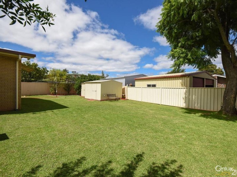 19 Dumba Street, Harristown QLD 4350