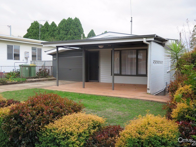89 Long Street, South Toowoomba QLD 4350