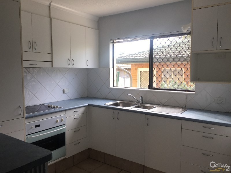 4/67 Taylor Street, Newtown QLD 4350