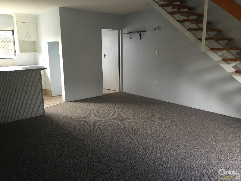 4/67 Taylor Street, Newtown QLD 4350