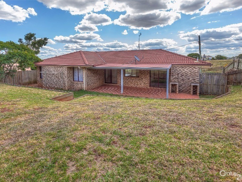 8 Weir Court, Harristown QLD 4350