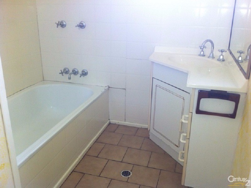 8  Maison Court, Wilsonton Heights QLD 4350