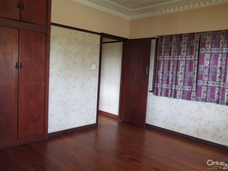 512  Greenwattle Street, Wilsonton QLD 4350