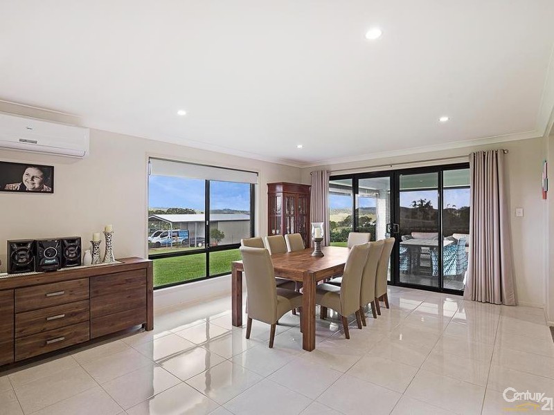 2 Explorer Court, Gowrie Junction QLD 4352