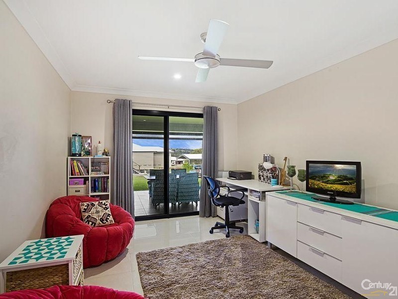 2 Explorer Court, Gowrie Junction QLD 4352