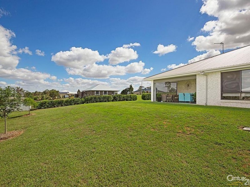 2 Explorer Court, Gowrie Junction QLD 4352